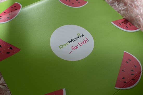 DocMorris für Dich Box Sommer Edition Design Cover mit Melonenstückchen - Probenqueen